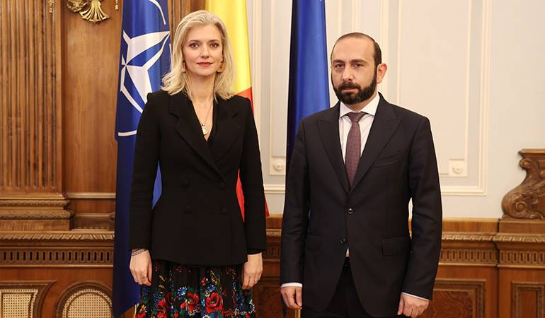 Meeting of the Minister of Foreign Affairs of the Republic of Armenia with the acting President of the Senate of Romania