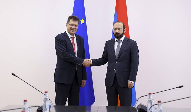 ՀՀ ԱԳ նախարարի հանդիպումը ԵՄ ճգնաժամային կառավարման հարցերով հանձնակատարի հետ