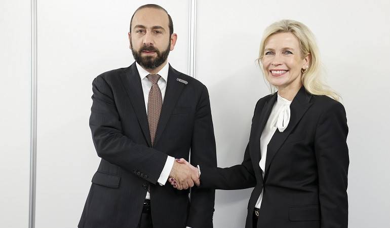 ՀՀ ԱԳ նախարարի հանդիպումը ԵԱՀԿ Խորհրդարանական վեհաժողովի նախագահի հետ