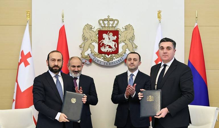 Рабочий визит министра иностранных дел Республики Армения в Грузию