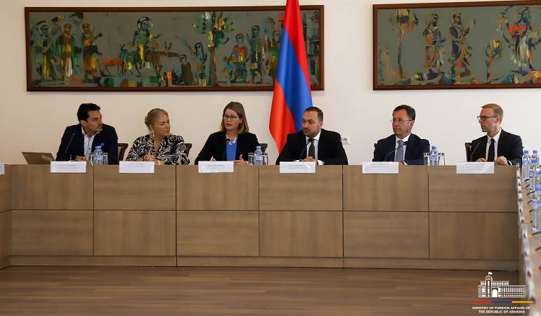 ՀՀ ԱԳՆ-ում տեղի է ունեցել աշխատանքային քննարկում Շվեդիայի Ֆոլկե Բերնադոտ ակադեմիայի ներկայացուցիչների հետ