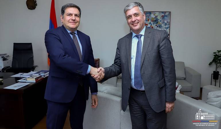 Ավստրիայի նորանշանակ դեսպանն իր հավատարմագրերի պատճենն է հանձնել ՀՀ ԱԳ նախարարի տեղակալին