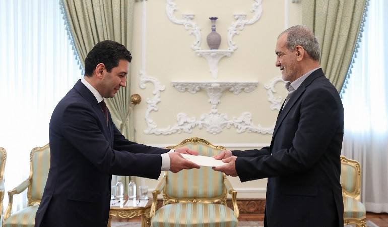 Ambassador of Armenia to Iran presented his credentials to the President