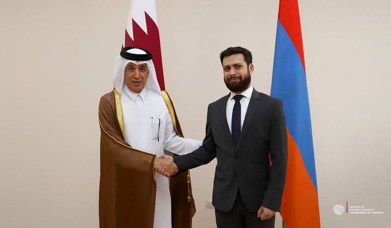 Meeting of the Deputy Foreign Minister of Armenia Vahan Kostanyan with Minister of State for Foreign Affairs of Qatar Sultan bin Saad bin Sultan Al Muraikhi