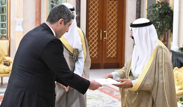 Ambassador of Armenia to Kuwait presented his Credentials to the Emir of the country