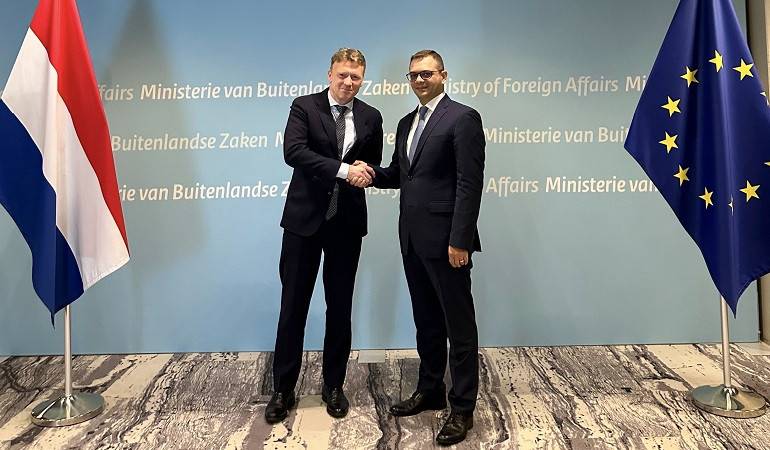 Meeting of Deputy Foreign Minister of Armenia Robert Abisoghomonyan with Director-General for Political Affairs at the Ministry of Foreign Affairs of the Netherlands Marcel de Vink