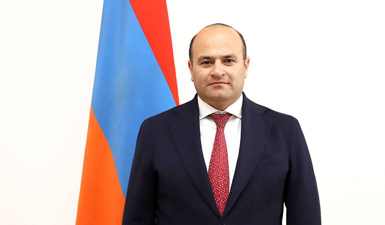 ՀՀ նախագահի հրամանագիրը Ամերիկայի Միացյալ Նահանգներում  Հայաստանի Հանրապետության արտակարգ և լիազոր դեսպան նշանակելու վերաբերյալ