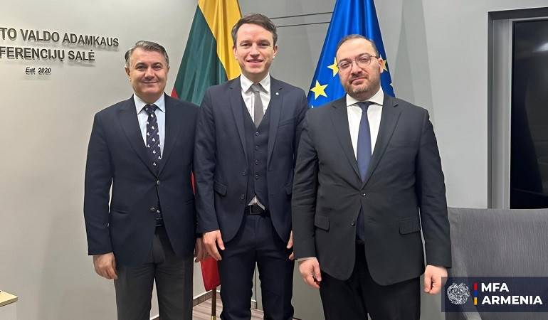 ՀՀ ԱԳՆ գլխավոր քարտուղարի հանդիպումն &laquo;Աշխարհաքաղաքականություն և անվտանգային հետազոտություններ&raquo; ուղեղային կենտրոնի գործադիր տնօրենի հետ