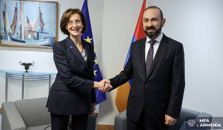 ՀՀ ԱԳ նախարարի հանդիպումը Վենետիկի հանձնաժողովի նախագահ հետ