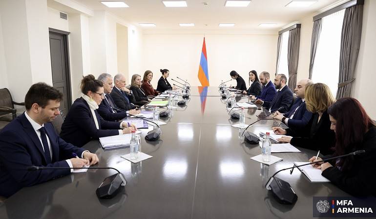 ՀՀ ԱԳ նախարարի հանդիպումը Եվրոպական հանձնաժողովի ընդլայնման և արևելյան հարևանության հարցերով գլխավոր տնօրենի հետ