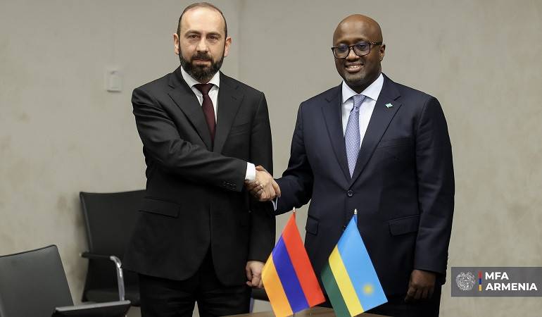 Հայաստանի և Ռուանդայի ԱԳ նախարարների հանդիպումը