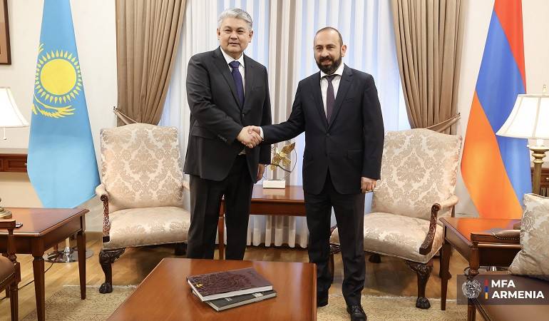 Հայաստանի և Ղազախստանի ԱԳ նախարարների հանդիպումը