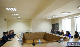 1/17886159299931.jpeg