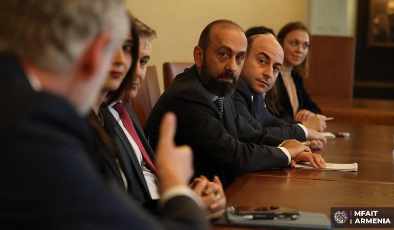 ՀՀ ԱԳՄԱ նախարարի հանդիպումը Լատվիայի առաջատար մտակենտրոնների ներկայացուցիչների հետ