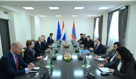 Foreign Minister Zohrab Mnatsakanyan’s meeting with Stef Blok, Foreign Minister of the Kingdom of the Netherlands.
