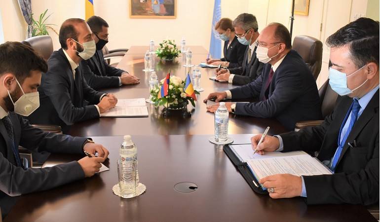 Meeting of Foreign Minister Ararat Mirzoyan with Foreign Minister of Romania Bogdan Aurescu