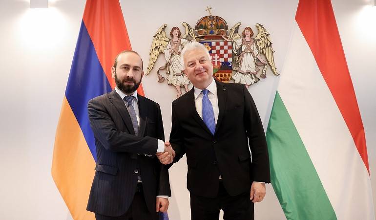 Встреча министра иностранных дел Армении с вице-премьером Венгрии
