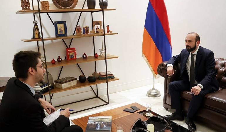 ՀՀ ԱԳ նախարար Արարատ Միրզոյանը հարցազրույցը Բրազիլի ամենամեծ և ազդեցիկ օրաթերթերից մեկը հանդիսացող «Folha»-ին։