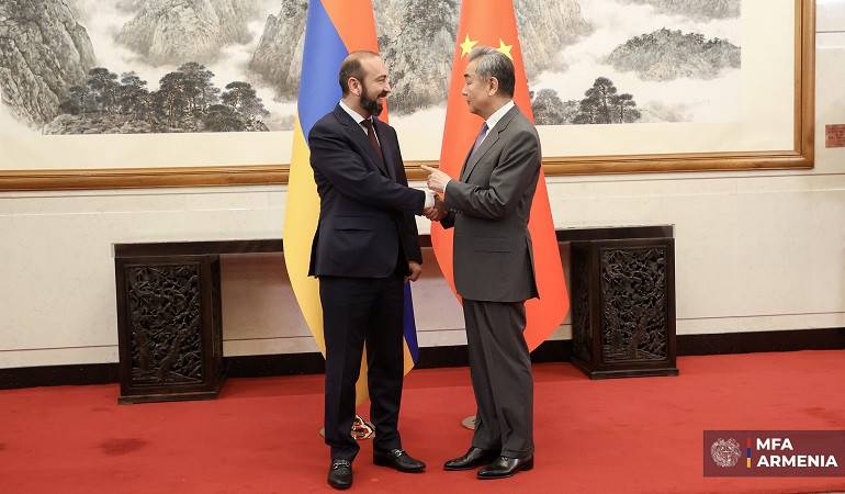ՀՀ ԱԳ նախարարի հանդիպումը Չինաստանի ԱԳ նախարարի հետ