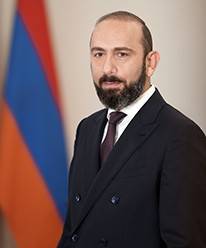 Ararat Mirzoyan