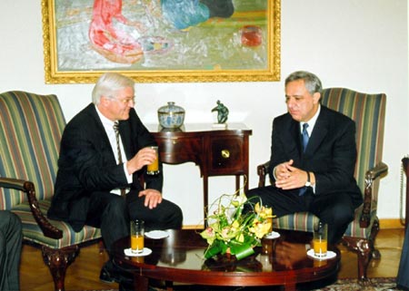 Foreign Minister Vartan Oskanian’s Meeting With German Foreign Minister Frank-Walter Steinmeier 